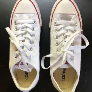 White Converse : women’s size 7